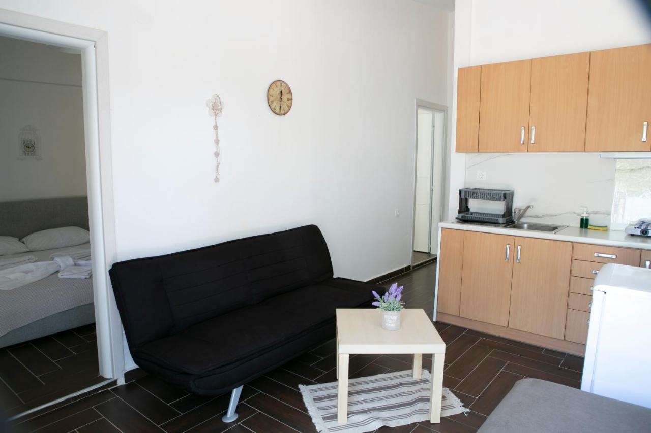 Aelia Sea View Studios Афитос Екстериор снимка