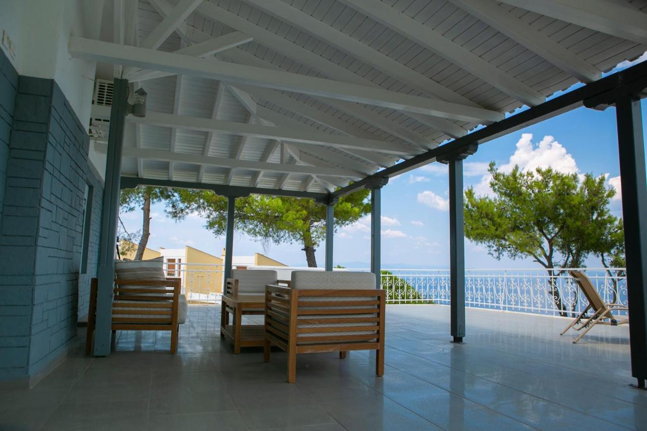 Aelia Sea View Studios Афитос Екстериор снимка