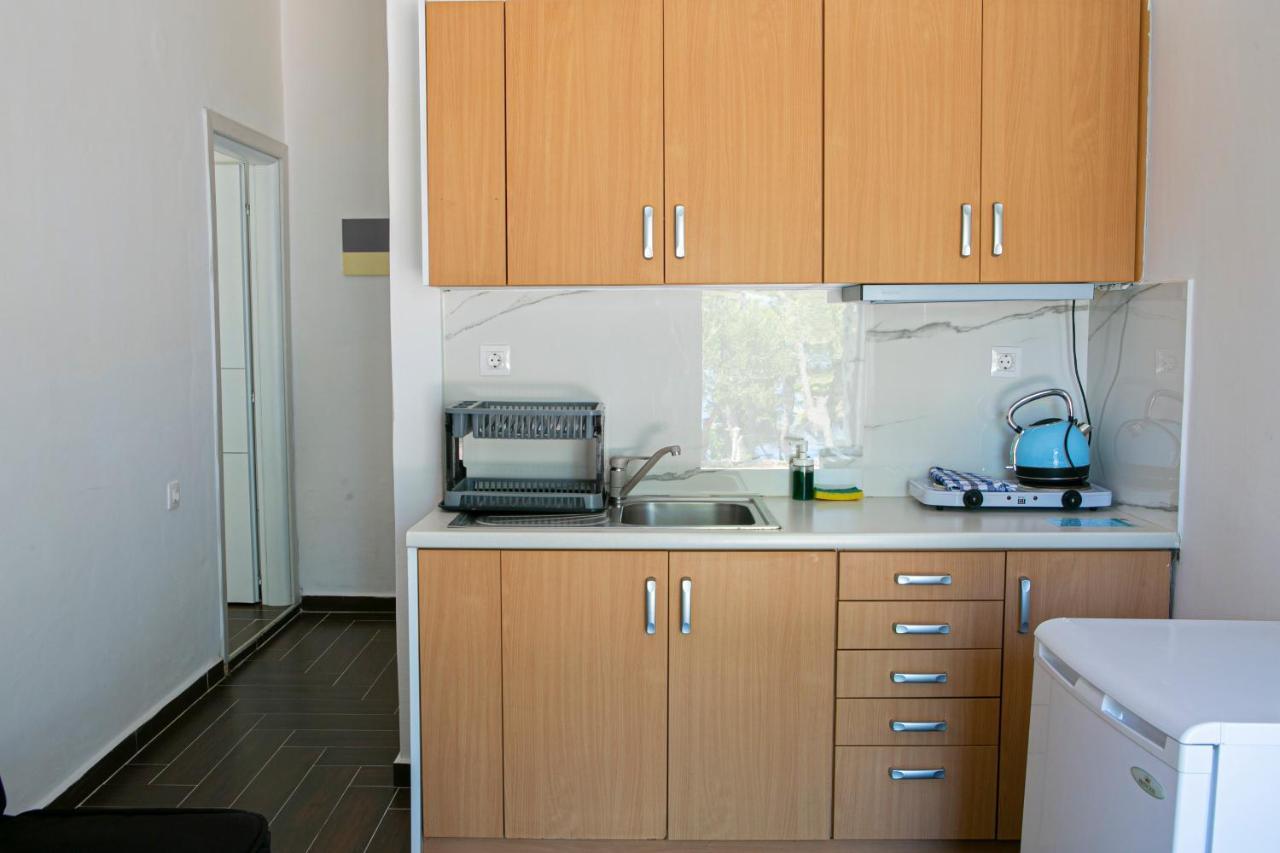 Aelia Sea View Studios Афитос Екстериор снимка