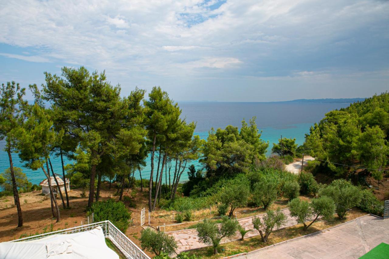 Aelia Sea View Studios Афитос Екстериор снимка