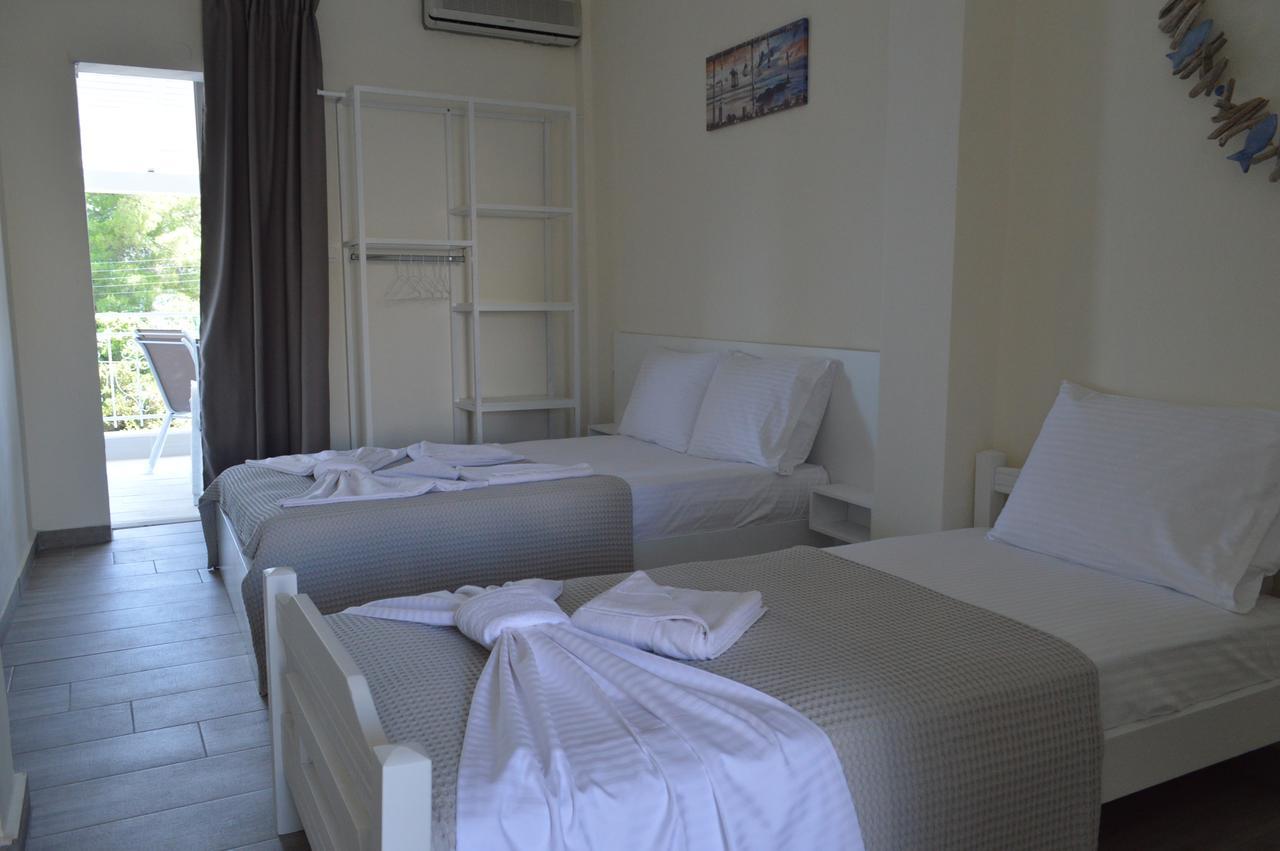 Aelia Sea View Studios Афитос Екстериор снимка